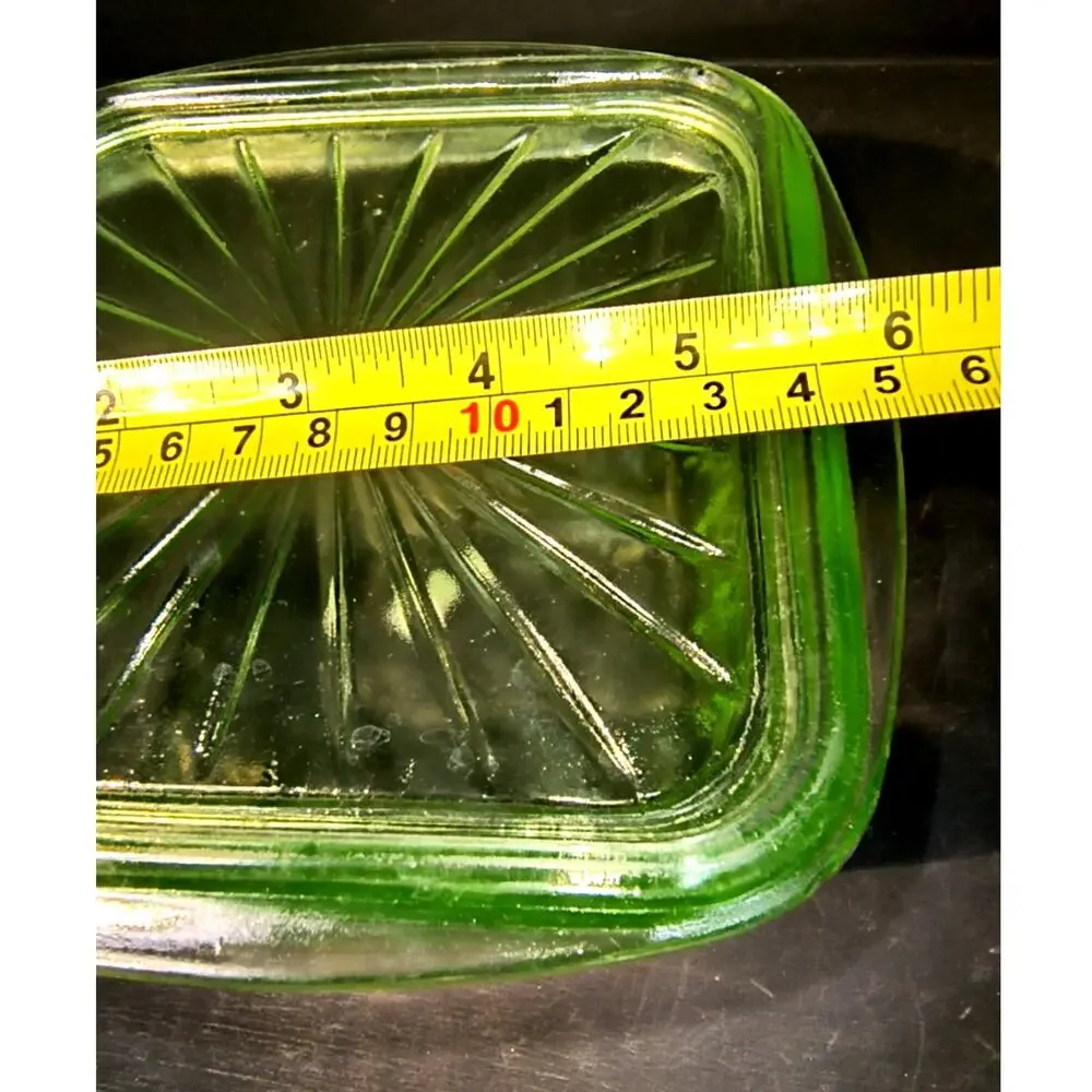722. Vintage Square Glass Fridgie Container with Lid Vaseeline UV Reactive